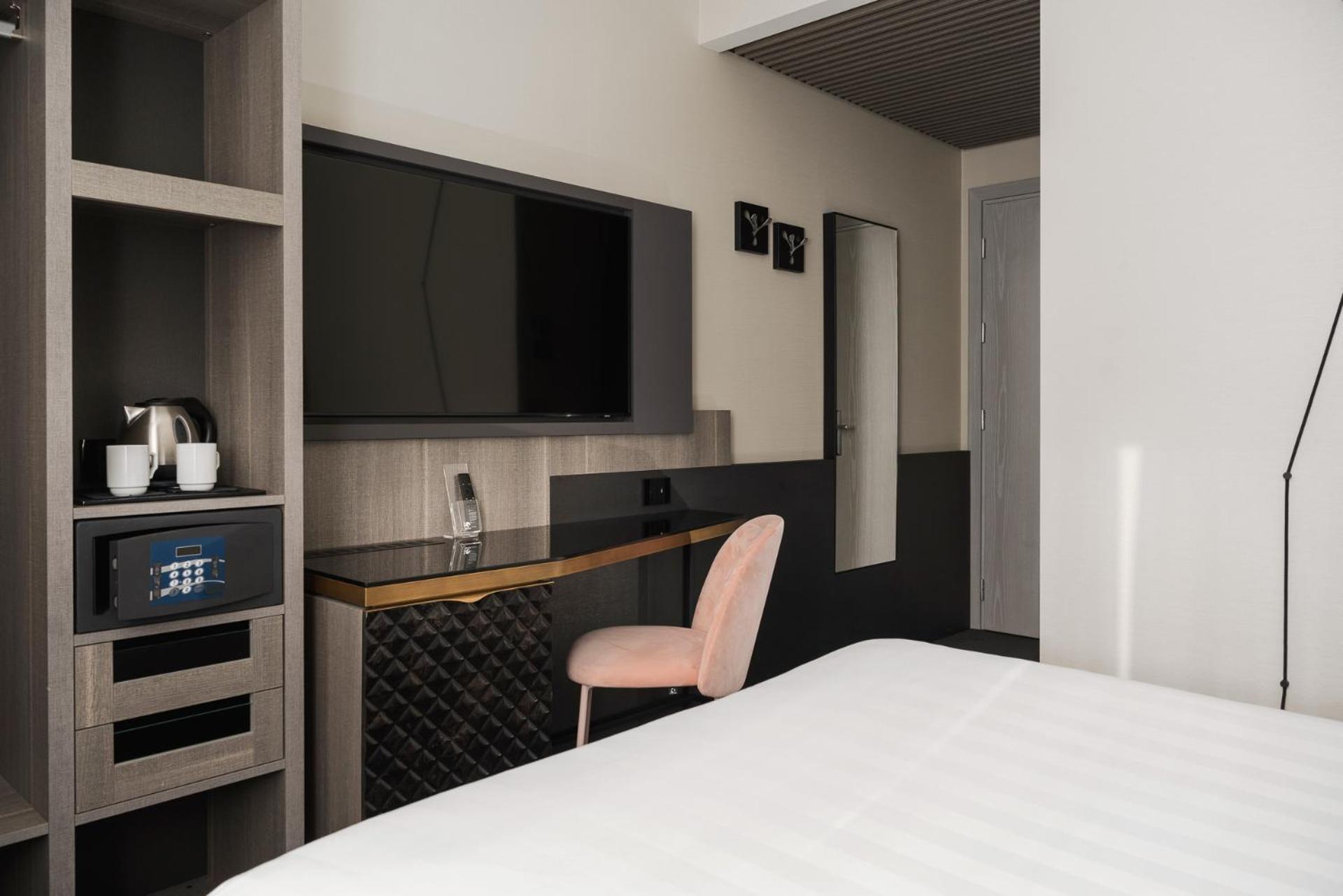 Iq Hotel Firenze Zimmer foto